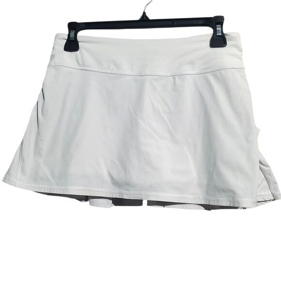 Lululemon Pace Setter Run Skirt White Size 4 Regular GUC Luxtreme Shorts - Picture 1 of 4